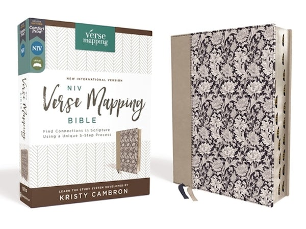 Cover image for Niv, Verse Mapping Bible, Leathersoft, Navy Floral, Thumb Indexed, Comfort Print, isbn: 9780310454564