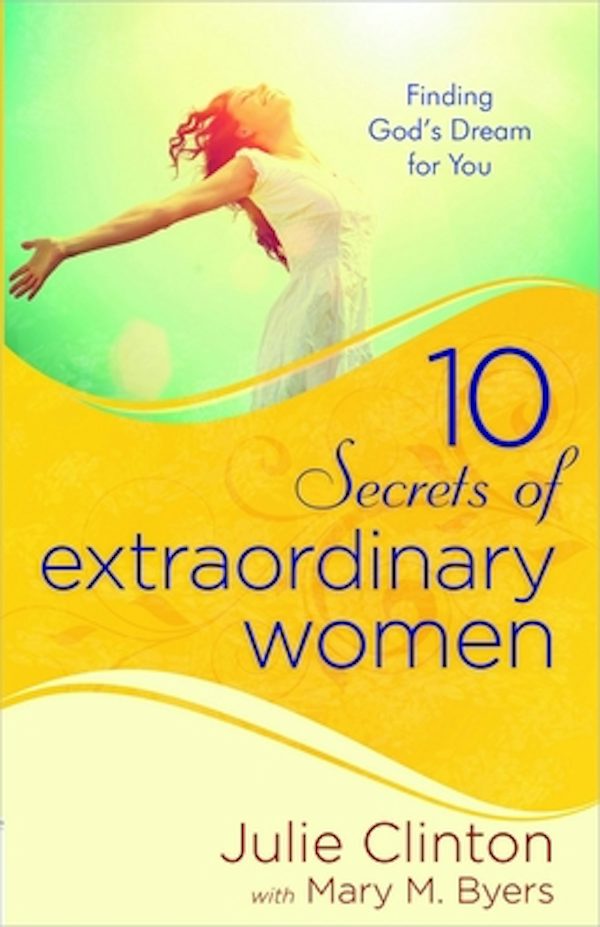 Cover image for 10 Secrets of Extraordinary Women, isbn: 9780736959872