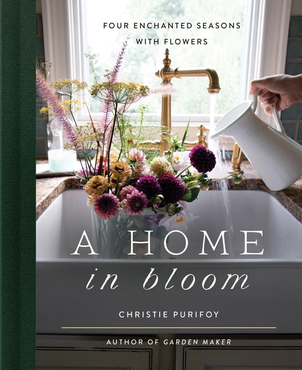 Cover image for A Home in Bloom, isbn: 9780736982160