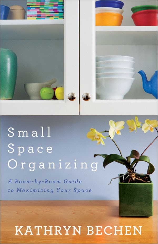 Cover image for Small Space Organizing, isbn: 9780800720285