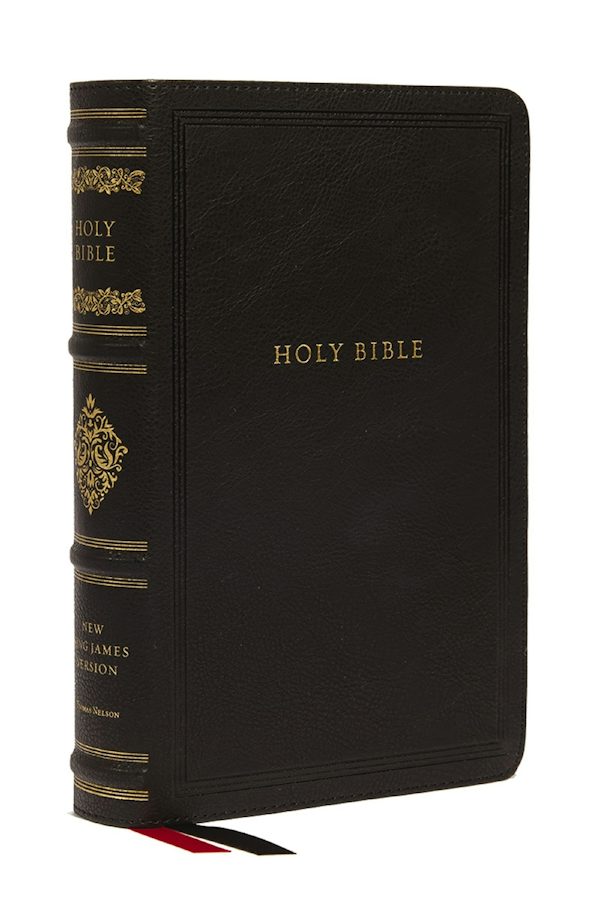 Cover image for NKJV Large Print Reference Bible, Black Leathersoft, Red Letter, Comfort Print (Sovereign Collection), isbn: 9781400344246