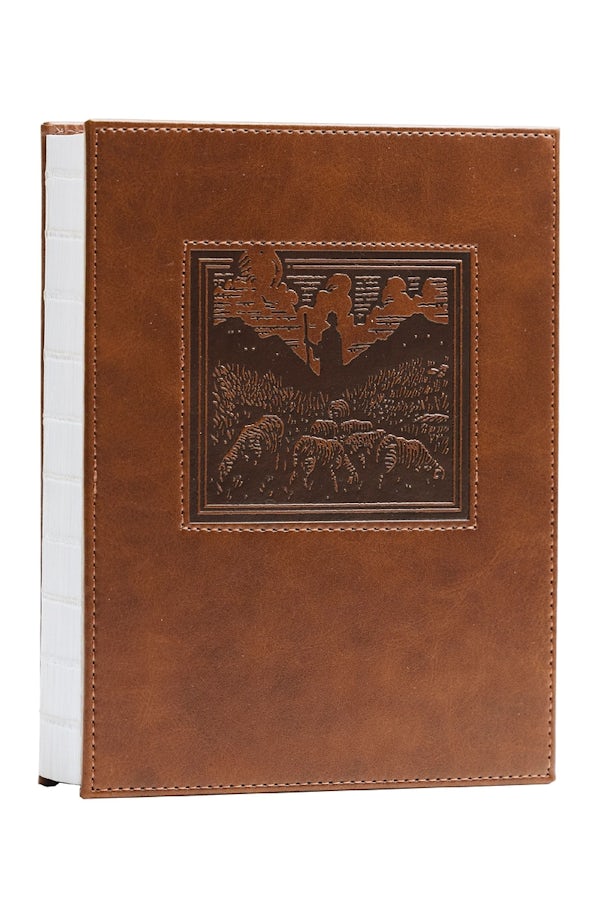 Cover image for NKJV New Testament, Tracing Edition: Engaging the Scripture Word by Word (Brown Leathersoft Over Board), isbn: 9781400353927