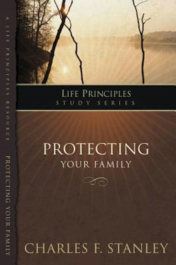 Cover image for Protecting Your Family, isbn: 9781418528133
