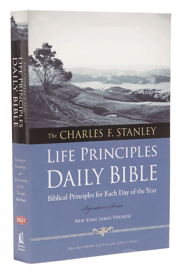 Cover image for Charles F. Stanley Life Principles Daily Bible-NKJV, isbn: 9781418550349