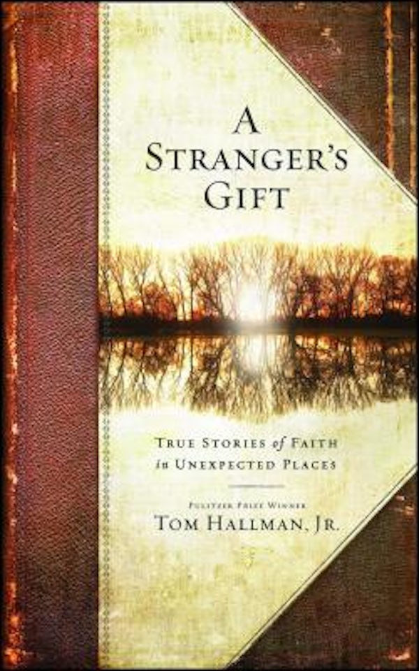 Cover image for Stranger's Gift, isbn: 9781451668612
