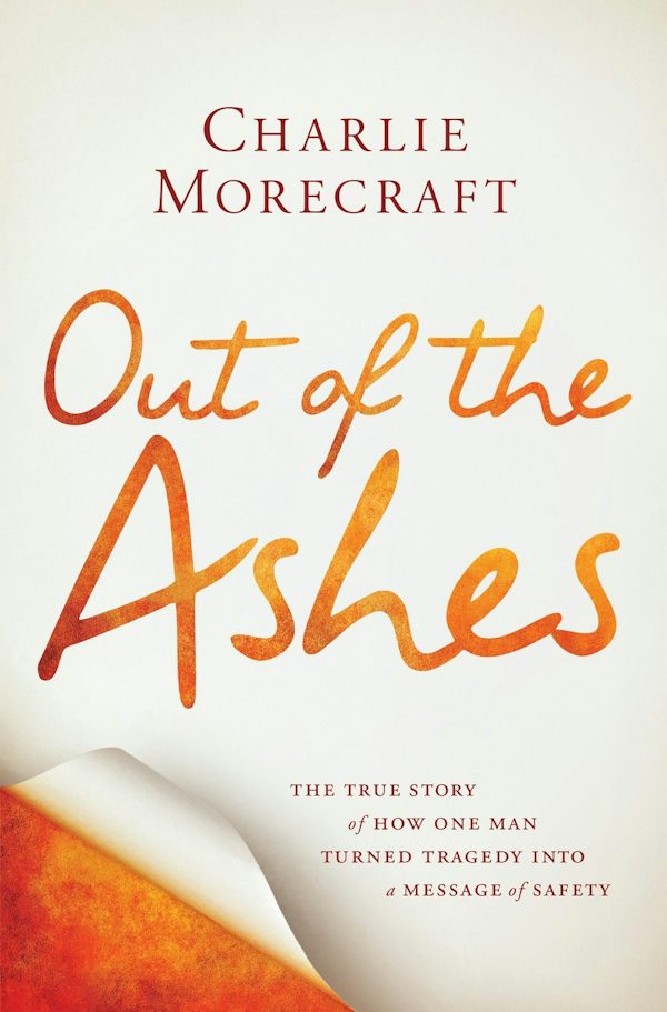 Cover image for Out of the Ashes, isbn: 9781455508471