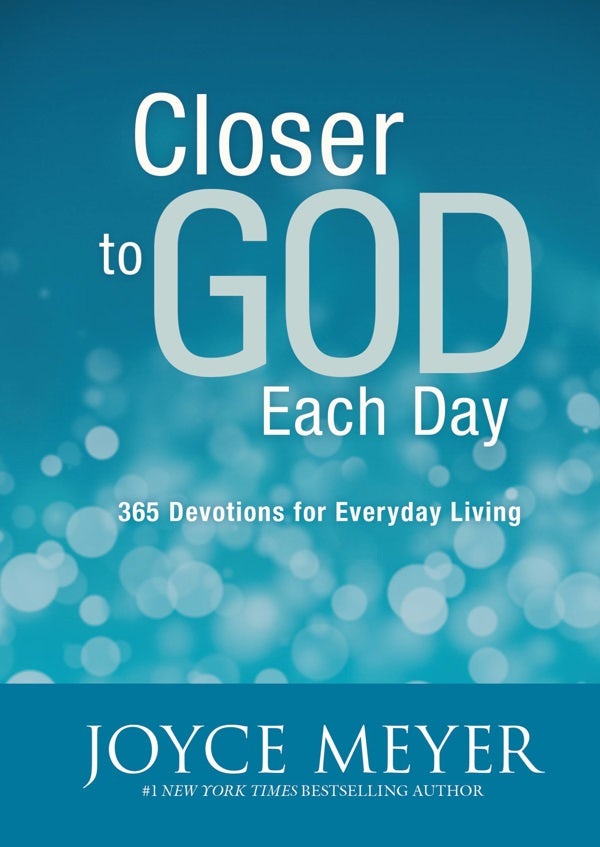 Cover image for Closer to God Each Day, isbn: 9781455517367