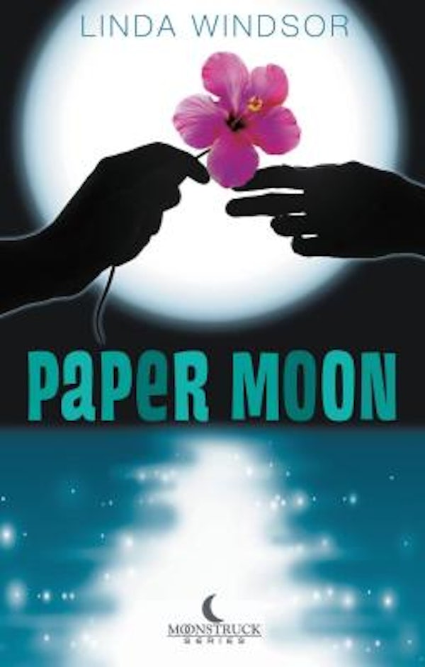 Cover image for The Paper Moon, isbn: 9781595545909