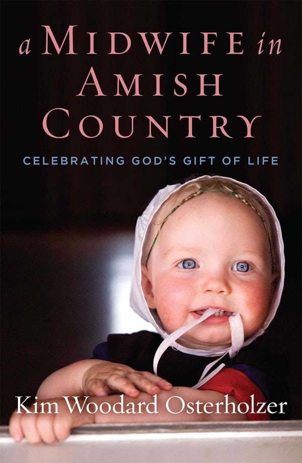 Cover image for A Midwife in Amish Country, isbn: 9781684510160