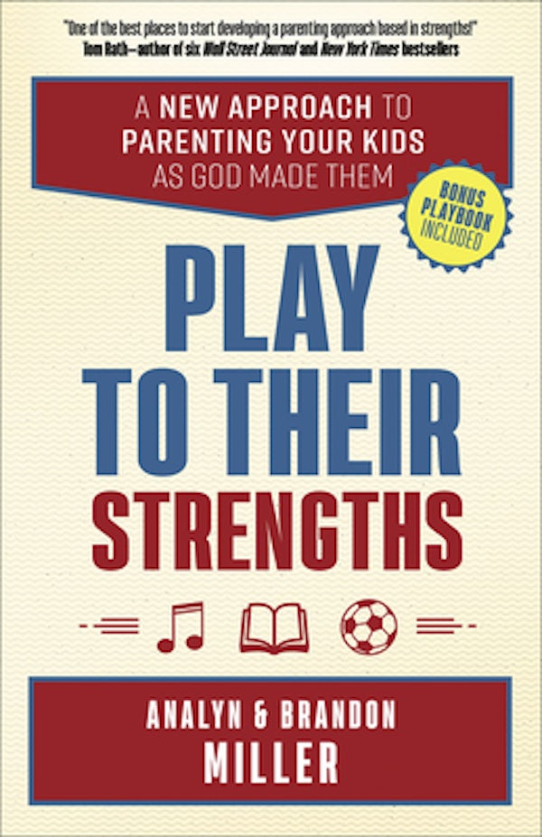 Cover image for Play to Their Strengths, isbn: 9780736976176