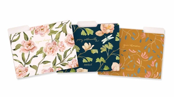 Cover image for Gracelaced File Folders, 9 Count, 3 Each of 3 Designs, Rejoice, Pray, Give, isbn: 9780736982559