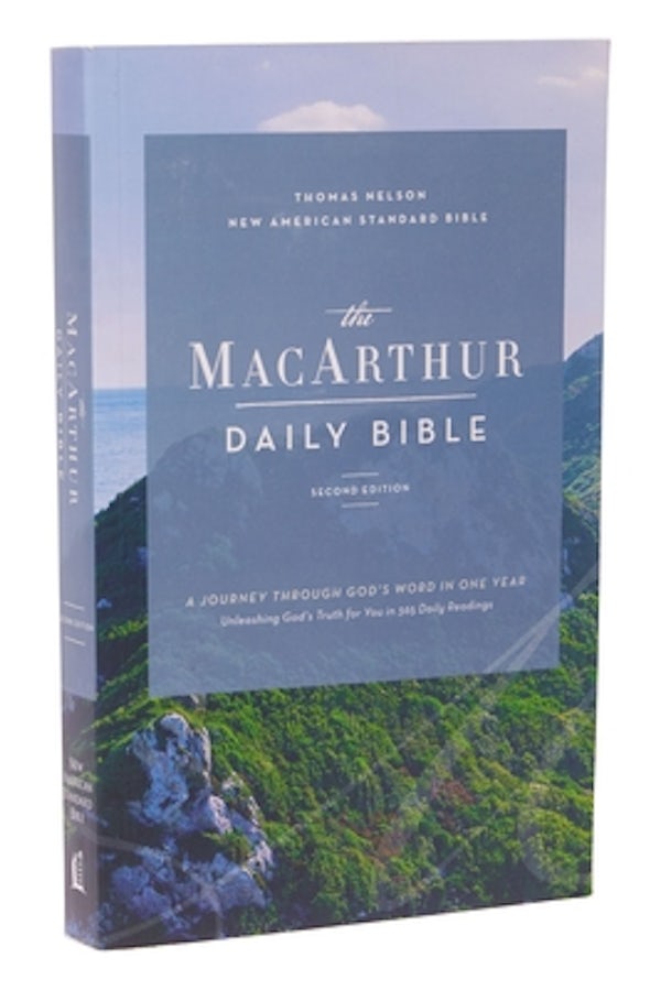 Cover image for Nasb, MacArthur Daily Bible, 2nd Edition, Paperback, 1995 Text, Comfort Print, isbn: 9780785257646