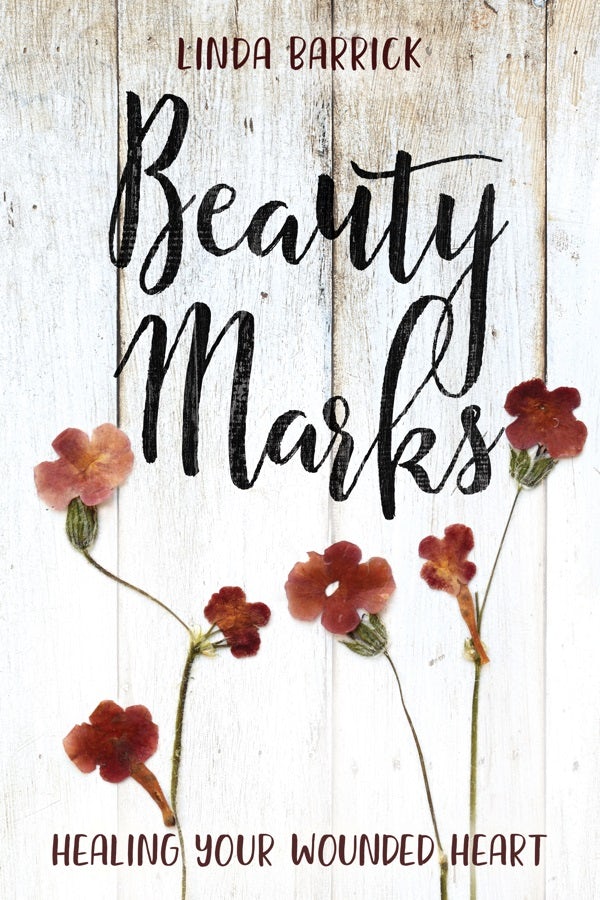 Cover image for Beauty Marks, isbn: 9781434711021