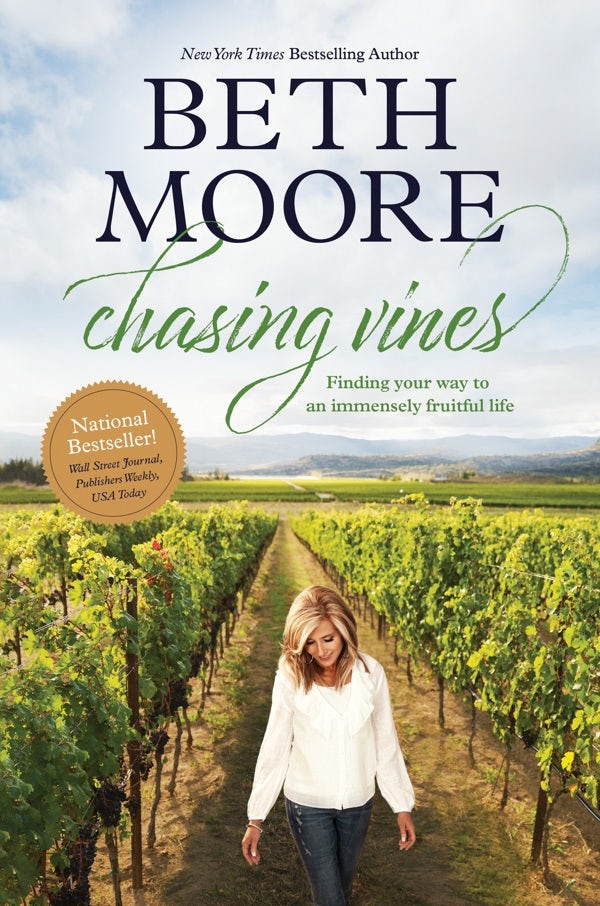 Cover image for Chasing Vines, isbn: 9781496440822