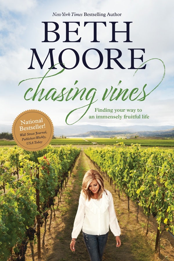 Cover image for Chasing Vines, isbn: 9781496440839