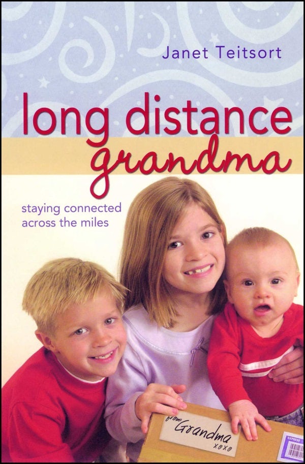 Cover image for Long Distance Grandma, isbn: 9781582294445